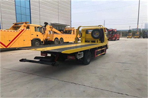 忻城非事故拖车